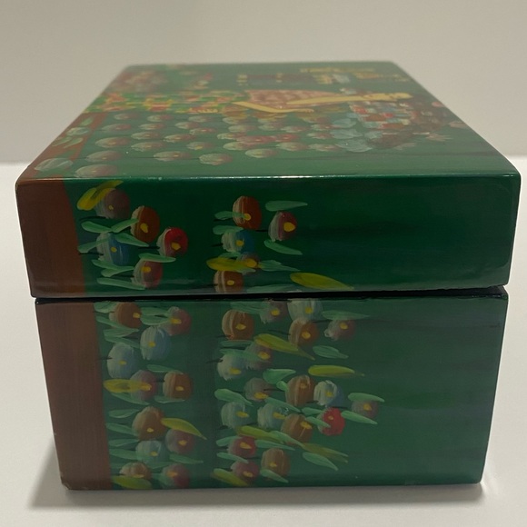 Asian Hand-Painted Lacquer Wood Box Jewelry Japanese Chinese Oriental Hinge Lid - Picture 5 of 16